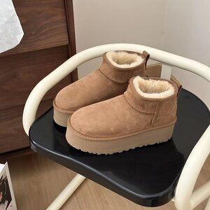 UGG Classic Ultra Mini Platform
